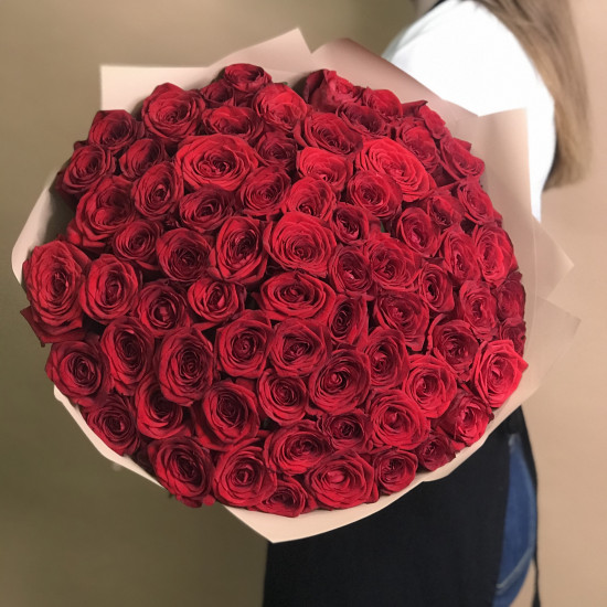 Букеты из роз Букет из 61 розы (70 см)